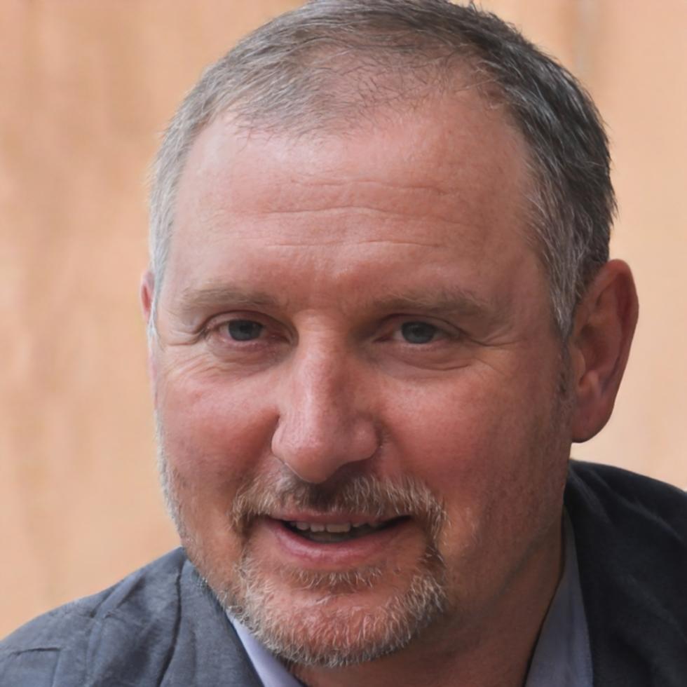 Thabo Mthembu headshot