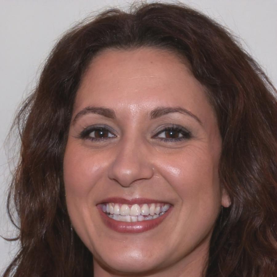 Lindiwe Khumalo headshot