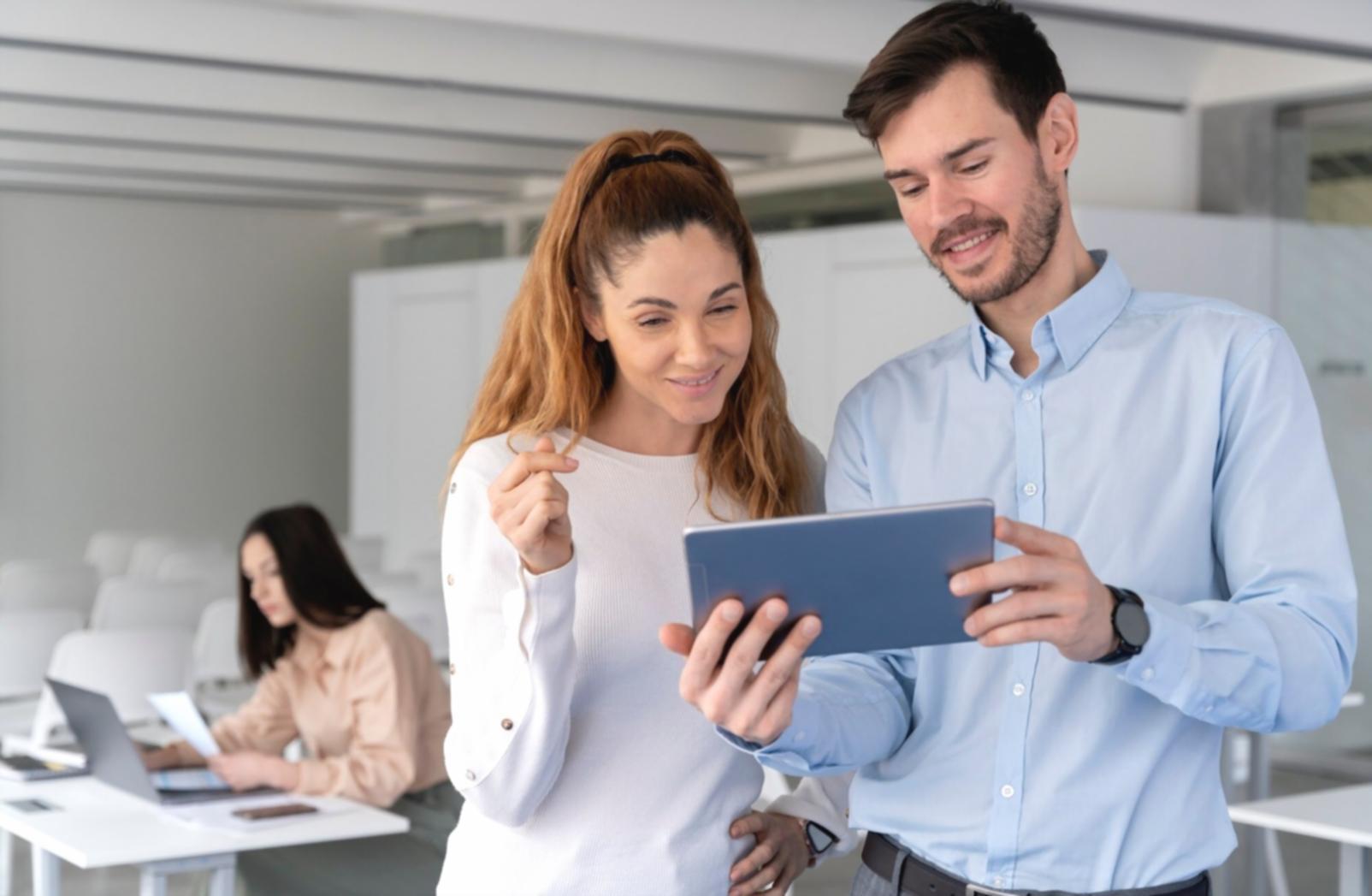 Team collaboration during financial planning workshop